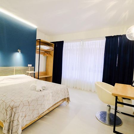 Parasiou Studios 103 Διαμερίσματα Στο Κέντρο Της Πόλης Komotini Exterior foto